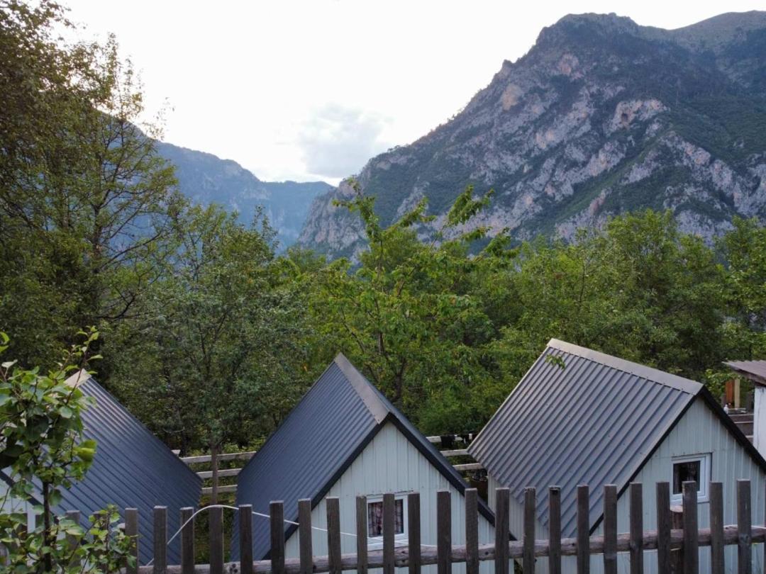 Ethno Cottage Momo Tepca Žabljak 部屋 写真